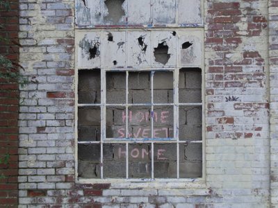 NEWCASTLE HOME-SWEET-HOME, 2016, (FOTOGRAFI) af Peter McClure