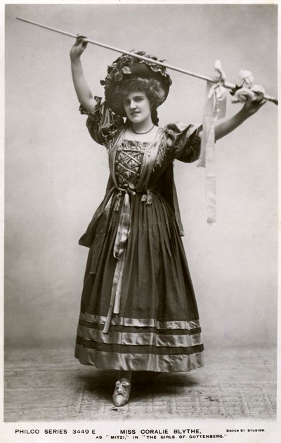 Miss Coralie Blythe som Mitzi, c1908. af Philco Publishing Company
