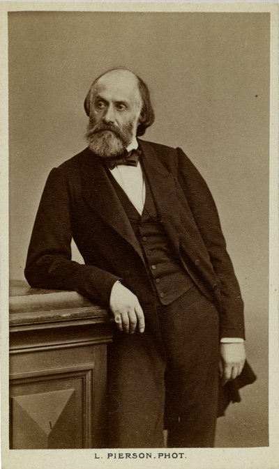Portræt af digteren Victor de Laprade 1812-1883, ca. 1870. af Photo studio Mayer and Pierson.