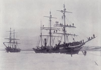 Canada: Sealing Steamers in the Ice (s/h-billede) af Photographer Canadian