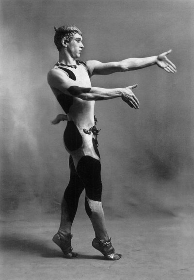 Vaslav Nijinsky som faun af Photographer French