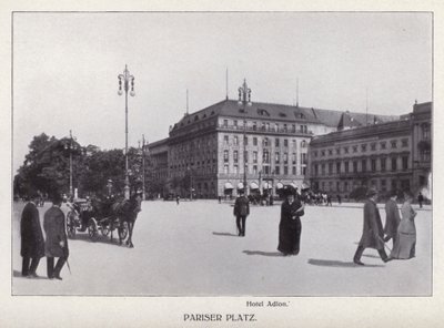Berlin: Pariser Platz (s/h foto) af Photographer German