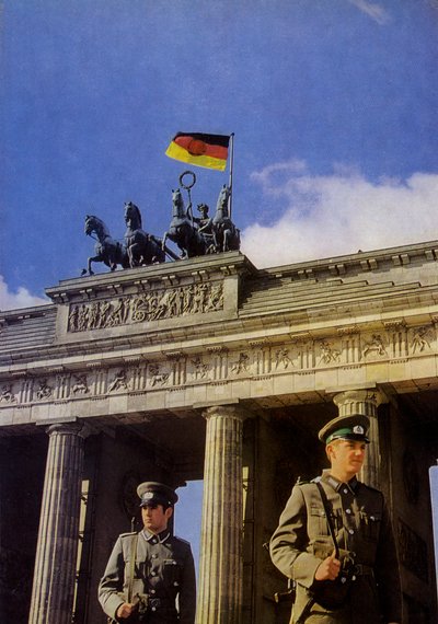 Berlin, hovedstaden i Den Tyske Demokratiske Republik (farvefoto) af Photographer German
