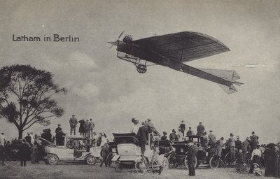 Den franske flyver Hubert Latham i Berlin (s/h-billede) af Photographer German