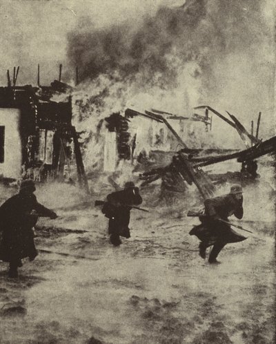 Tyske soldater rykker frem gennem de brændende ruiner af Rotterdam efter deres bombning af Luftwaffe, Anden Verdenskrig, maj 1940 (s/h foto) af Photographer German