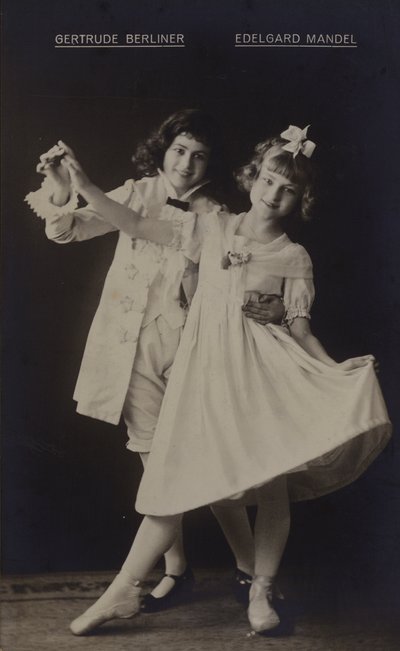 Gertrude Berliner og Edelgard Mandel, tyske skuespillerinder (B/W -foto) af Photographer German