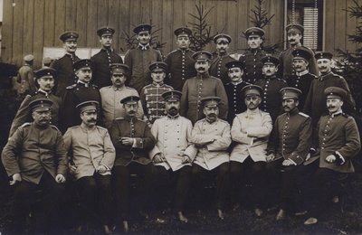 Gruppe af tyske hærofficerer (s/h foto) af Photographer German