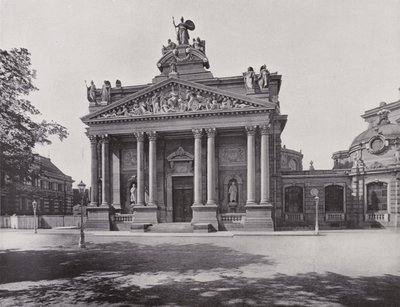 Kunstakademiets portal (s/h-billede) af Photographer German