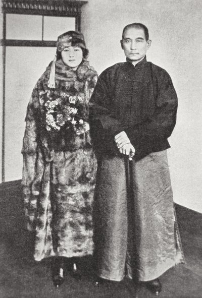 Sun Yat-Sen med sin kone (s/h-billede) af Photographer German