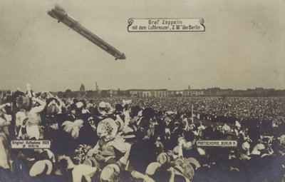 Zeppelin LZ III flyver over Berlin af Photographer German