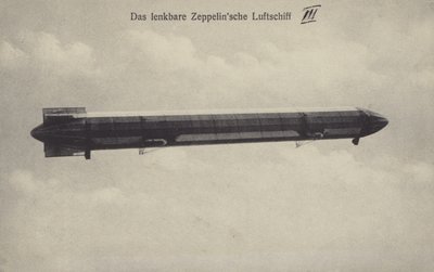 Zeppelin LZ III under flyvning (s/h foto) af Photographer German