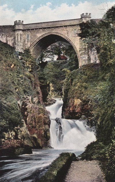 Irland: Poulaphouca, County Wicklow (farvet foto) af Photographer Irish
