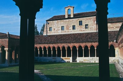 Cloister, Basilica of St Zeno (eller San Zeno Maggiore og San Zenone), Verona (UNESCOs verdensarvsliste, 2000), Veneto, Italien af Blaise Nicolas Le Sueur