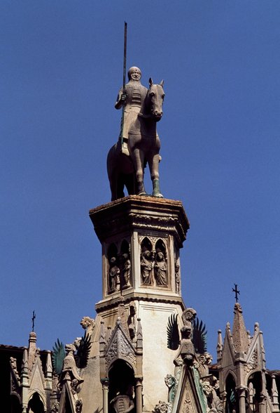 Rytterstatue af Cansignorio della Scala, Cansignorio della Scalas grav, værk af Bonino da Campione (1325-1397), Scaliger-gravene, Verona, Veneto, Italien af Blaise Nicolas Le Sueur