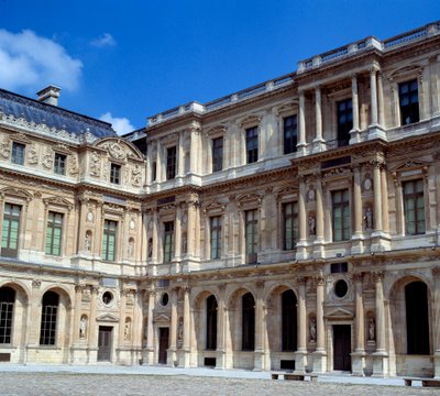 Arkitektur: udsigt over den firkantede gårdhave ved Louvre. Realiseret af Pierre Lescot (1515-1578) af Pierre Lescot