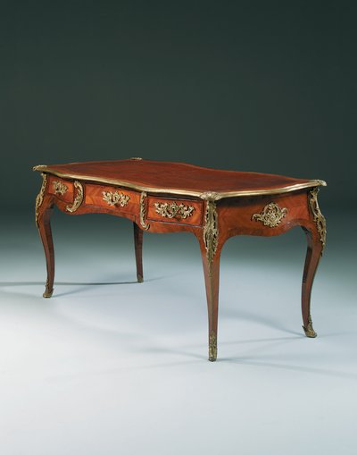 Louis XV fladt skrivebord af Pierre Roussel