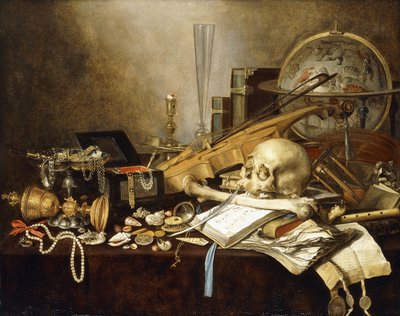 Et Vanitas-stilleben af musikinstrumenter og manuskripter, en væltet forgyldt bæger, en smykkeskrin, en lysestage, en astrologisk globus, en perlerække, juveler, skaller, et kranium og lårben og et timeglas på et draperet bord, 1653 af Pieter Claesz
