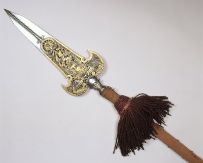 Spyd fra vagten af kong Ludvig XIV (1638-1715) af Frankrig (stål og guld sat i træ) af Polish School