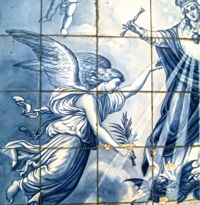 Dekorativt panel, der viser ærkeenglen Gabriel og Jomfru Maria, der knuser en bevinget slange, Lamego, Portugal. 1738 af Portuguese School