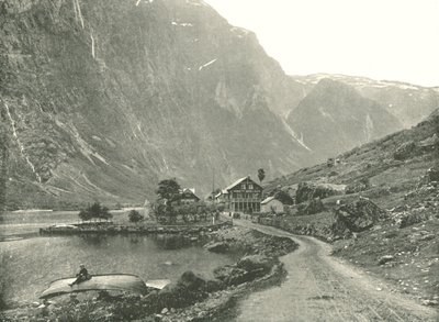 Telefonstation og hoteller, Gudvangen, Norge, 1895. af Poulton and Co