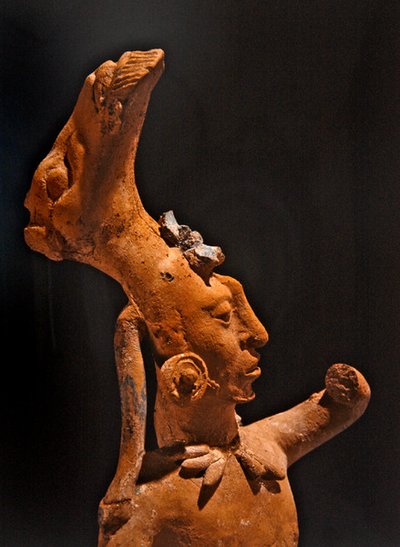 Detalje af en boldspiller, Jaina Culture (keramik) af Pre Columbian Pre Columbian