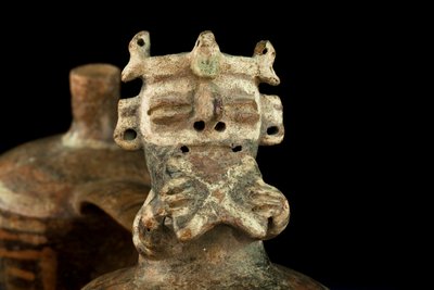 Keramik med dobbelt krop og brohåndtag / Vicus-kultur (terrakotta) af Precolombian Precolombian