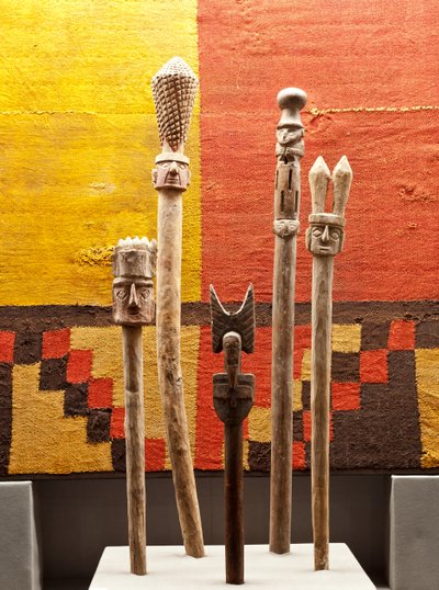 Sæt af sceptre / Peru, Chancay-kulturen (terrakotta) af Precolombian Precolombian