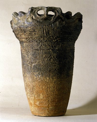 Stor terracotta vase fra Jomon perioden (forhistorisk periode i Japan). Rom, Nationalmuseet for Orientalsk Kunst. af Prehistoric Prehistoric