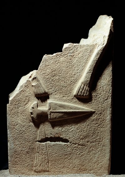 Forhistorisk kunst: stele udskåret under jernalderen fra stedet Lunigiana nær La Spezia, Italien. 1100-800 f.Kr. La Spezia, kommunalt museum for Lunigiana-civilisationen af Prehistoric Prehistoric
