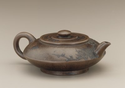 Tekande med falsk mærke fra Gong Chun, Yixing, Jiangsu-provinsen (uglaseret stentøj) af Qing Dynasty Chinese School