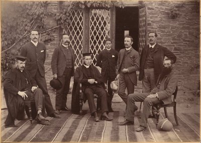 Rektor og lærere ved Bishop Cotton School, Shimla (forside) af Raja Deen Dayal