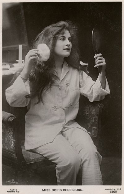 Doris Beresford, britisk skuespillerinde, omkring 1900-tallet. af Rapid Photo Company