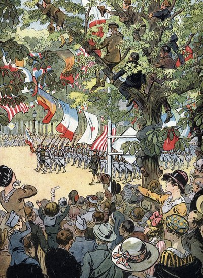 Første Verdenskrig: Sejrsparaden på Avenue des Champs-Elysees i Paris den 14. juli 1919: Soldater fra den franske flåde beundres af pariserne - (WWI: sejrsparade på Champs Elysees-avenuen af Raymond de la Neziere