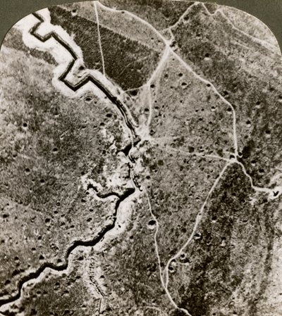 Luftfoto af de tyske linjer, Første Verdenskrig, 1914-1918. af Realistic Travels Publishers