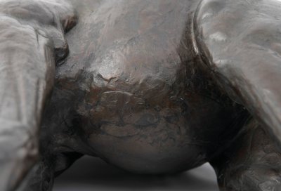 Stor giraf med sænket hoved, modelleret 1909-10, støbt før 1913 (bronze) (se også 3084917-43) af Rembrandt Bugatti
