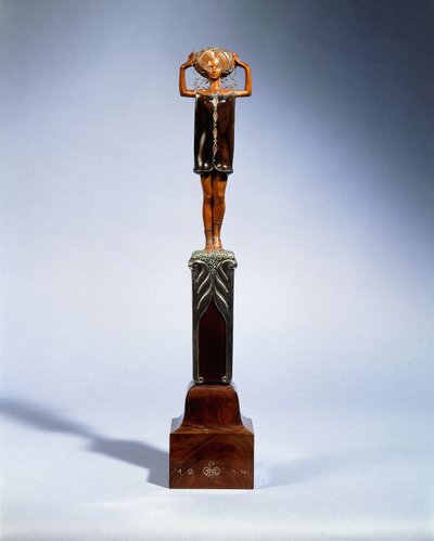 bog træ statuette af Richard Joseph Luksch
