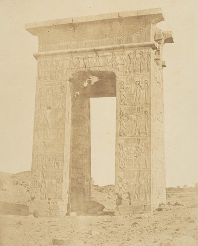 Porten til Ptolemæus Philomeder, B.C. 180, Karnac, ca. 1856. af Robert Murray.