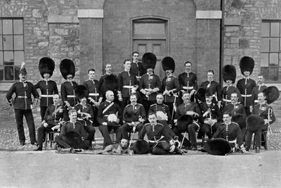 En inspektionsgruppe af officerer fra den første skotske garde, 1896 af Robinson and Sons