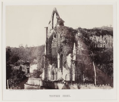 Tintern Abbey, ca. 1857 (albumin print) af Roger Fenton