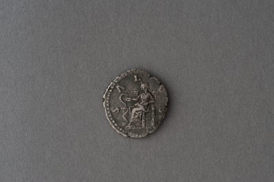 Denarius af Faustina (sølv) af Roman