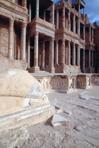 Delfiner, dekoration i proscenium, romersk teater, Sabratha (UNESCOs verdensarvsliste af Roman
