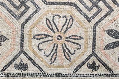 Geometrisk mønster fra Via san Rocchino domus, 2. århundrede e.Kr (mosaik) af Roman