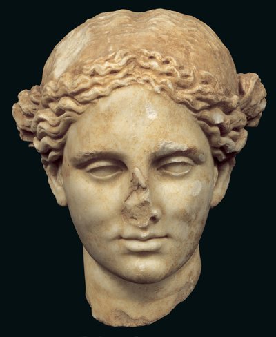 Hovedet af Apollo Sauroktonos (firbendræberen) kopi af en græsk bronze fra det 4. århundrede af Praxiteles, fundet i Kifissia (marmor) af Roman
