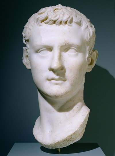 Portræt af kejser Caligula, 37-40 e.Kr. (marmor) af Roman