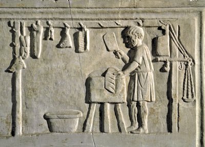Romersk kunst: "" en slagter i sin butik"" Basrelief, romersk civilisation, 2. århundrede e.Kr., Rom, Museo della Civilta Romana - Slagter arbejder i sin butik - Stenrelief, 2. århundrede e.Kr. - Rom, Museo della Civilta Romana af Roman