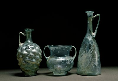 Romersk kunst: glasflasker og kande. 1. og 2. århundrede e.Kr. Nationalmuseet for romersk kunst Madrid af Roman