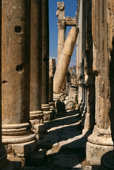 Bacchus tempel, detalje, højkejsertid (27 f.Kr.-395 e.Kr.) af Roman Imperial Period