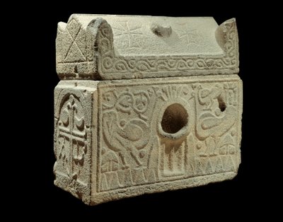 Romersk kunst: relikvieskrin i form af sarkofag, fundet i Syrien. Paris, Louvre-museet af Roman Roman