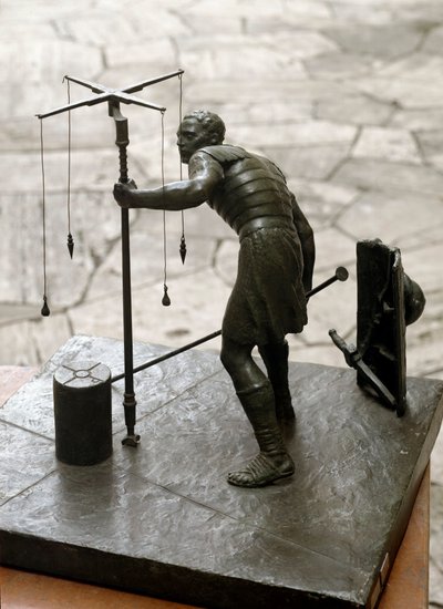 Romersk kunst: "" gromatikeren"" En landmåler (agrimeners) måler jorden ved hjælp af en groma (gruma). Bronze skulptur. Rom, Museum for romersk civilisation af Roman Roman