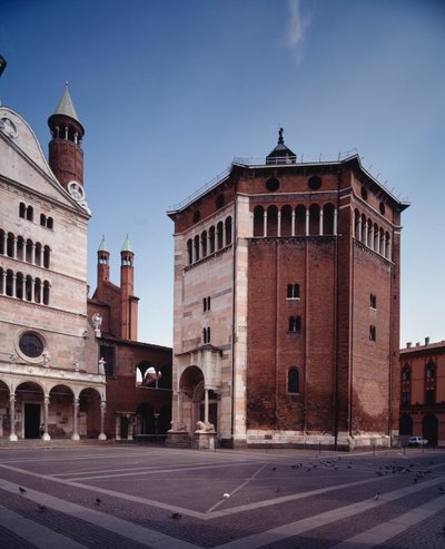 Udvendigt billede af dåbskapellet af Romanesque